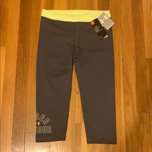 Under Armour youth capris grey lime large NWT